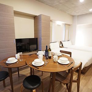 Suite met een Slaapkamer en een King Size Bed